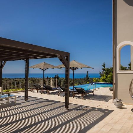 Luxury Villa Karmaniolos Fiskardo Kefalonia エクステリア 写真