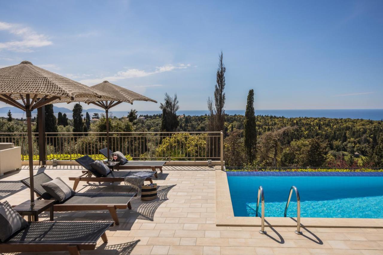 Luxury Villa Karmaniolos Fiskardo Kefalonia エクステリア 写真