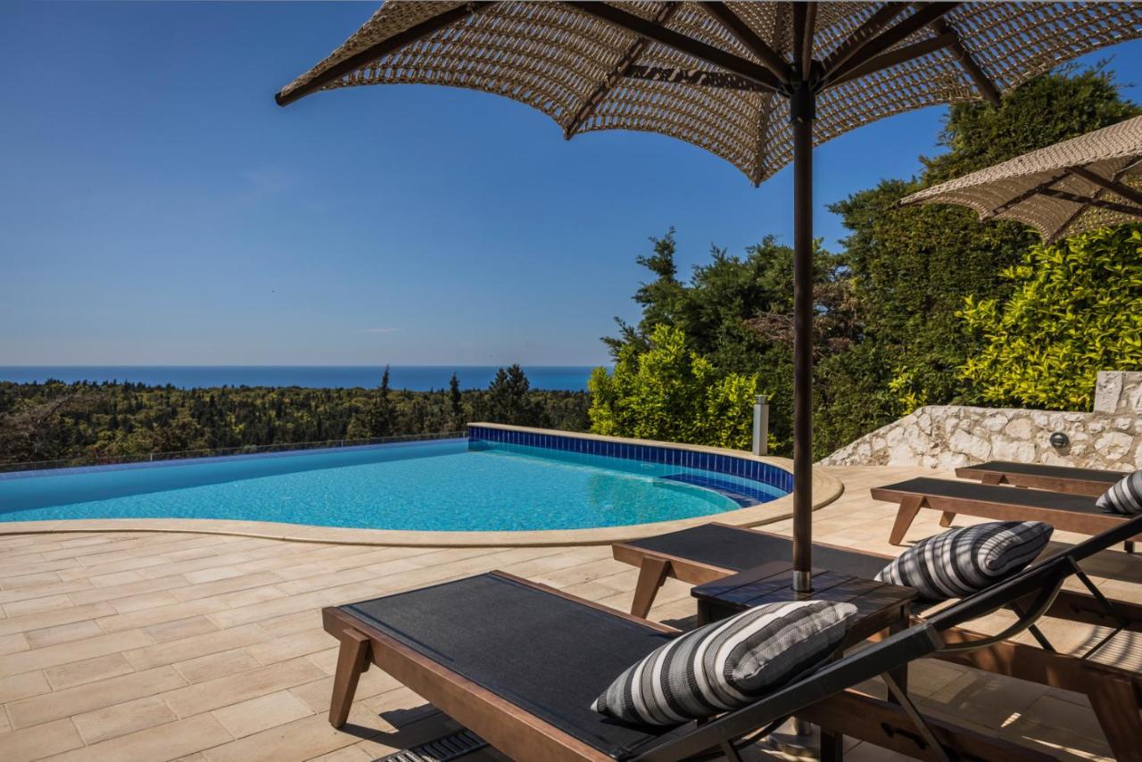 Luxury Villa Karmaniolos Fiskardo Kefalonia エクステリア 写真