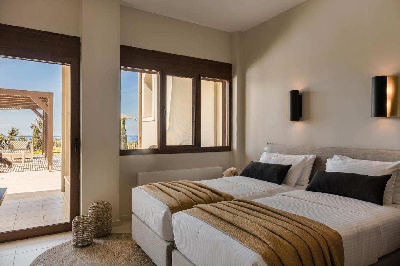 Luxury Villa Karmaniolos Fiskardo Kefalonia エクステリア 写真