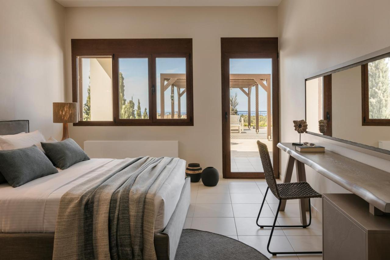 Luxury Villa Karmaniolos Fiskardo Kefalonia エクステリア 写真